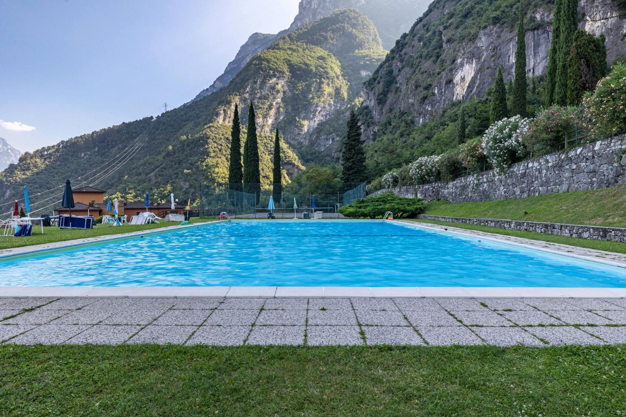 La Terrazza Di Vincent Sul Garda Lägenhet Riva del Garda Exteriör bild